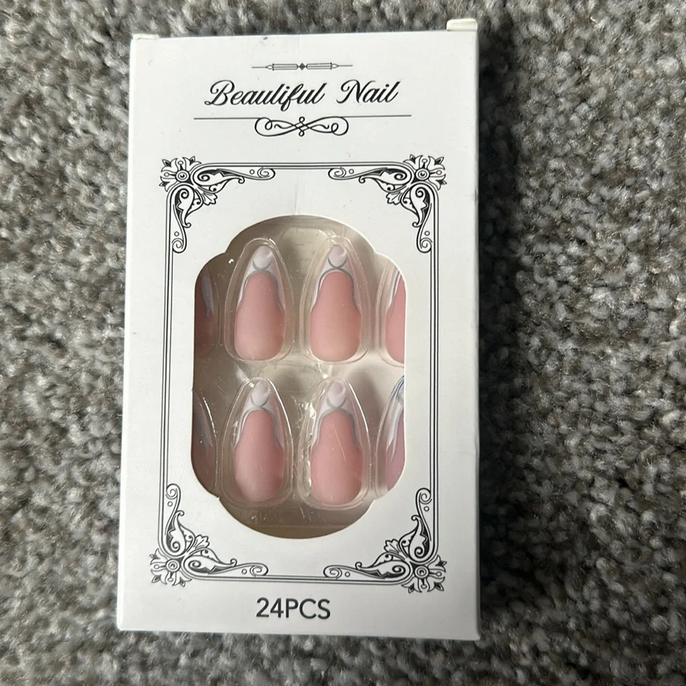 Four nail sets! - Picture 4 of 5